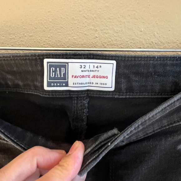 GAP Maternity inset panel favorite jeggings - Picture 6 of 9